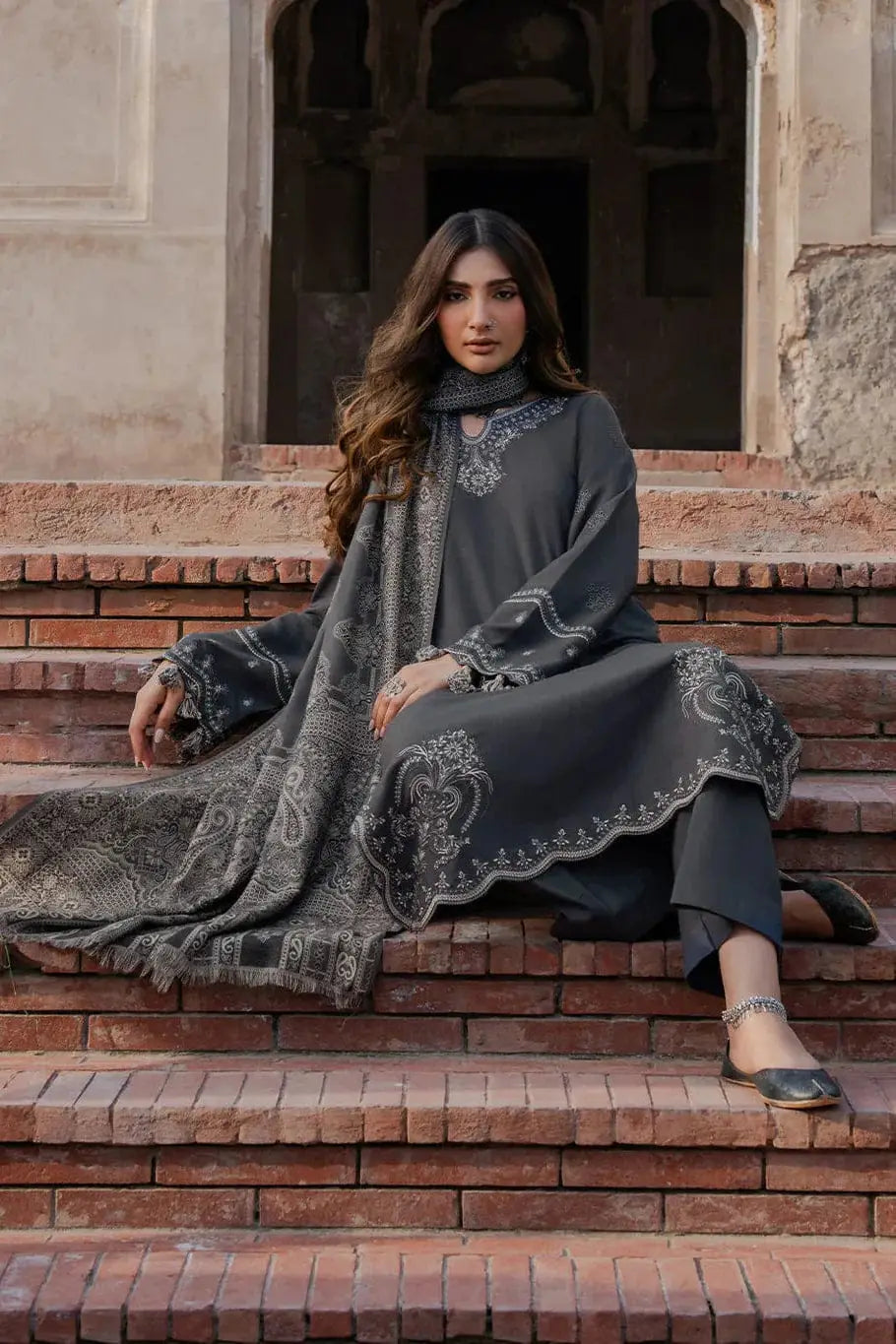 HIT ARTICLES MIX BRAND 3 Pcs Unstitched Embroidered Suit